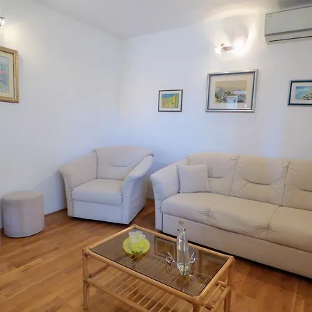 Oceanfront Pleic Appartement